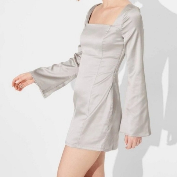 wild fable Dresses & Skirts - Wild Fable Silver Bell Long Sleeve Satin Mini Bodycon Holiday Dress NWT